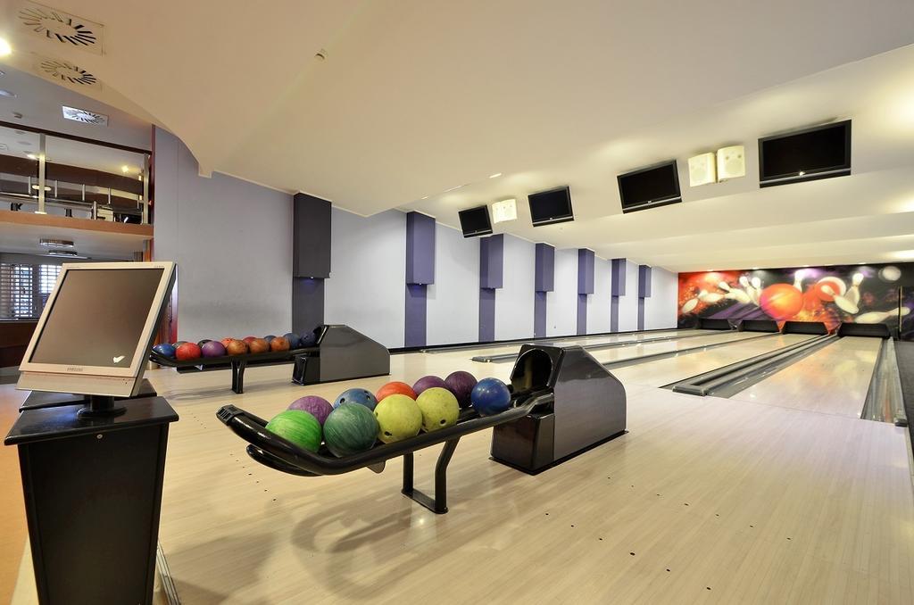 Hotel Nest Gniezno Exterior foto