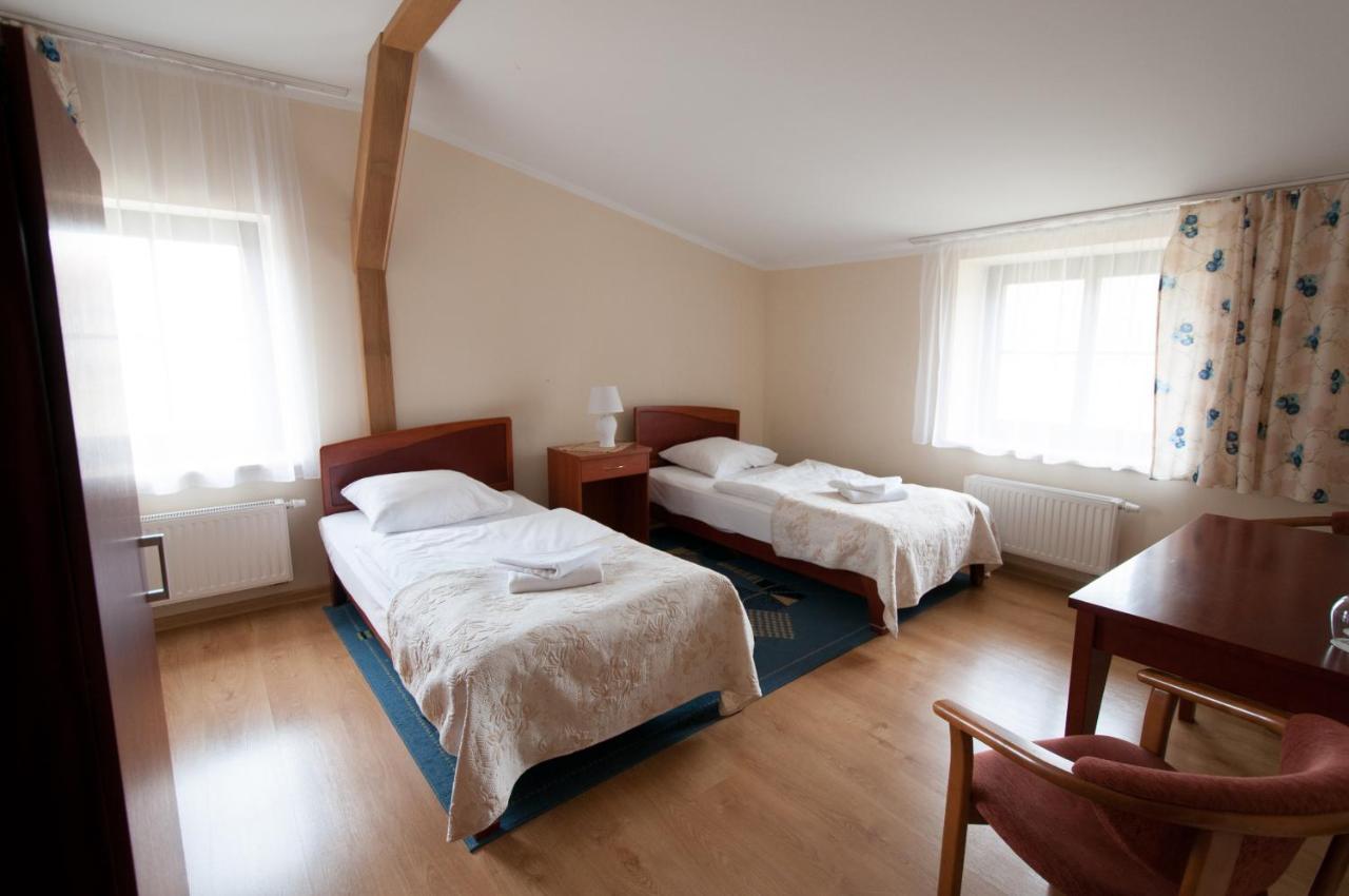 Hotel Nest Gniezno Exterior foto